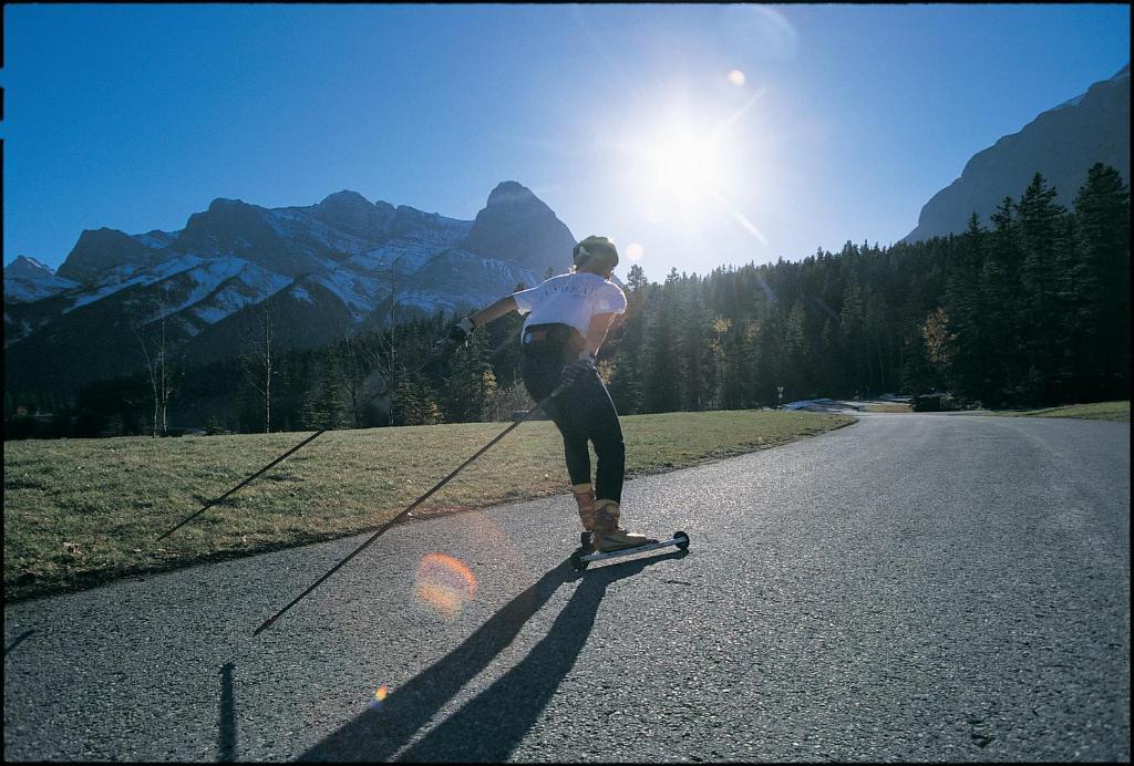 Canmore Crossing Экстерьер фото